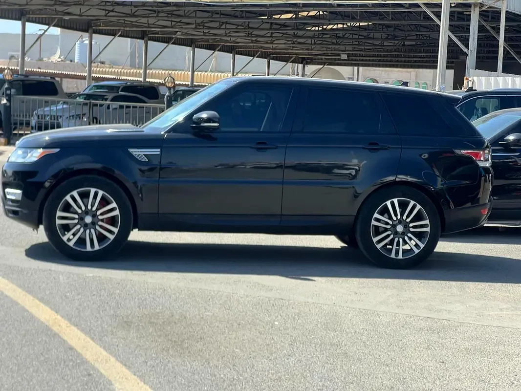 Land Rover Range Rover Sport 5.0 V8 Supercharged AT AWD (550 حصان) - 4