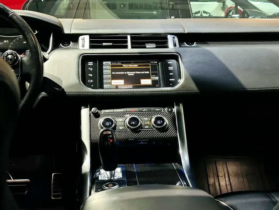 Land Rover Range Rover Sport 5.0 V8 Supercharged AT AWD (550 حصان) - 10