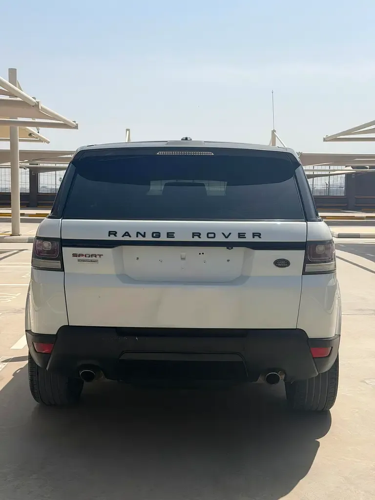 Land Rover Range Rover Sport 5.0 V8 Supercharged AT AWD (550 حصان) - 6