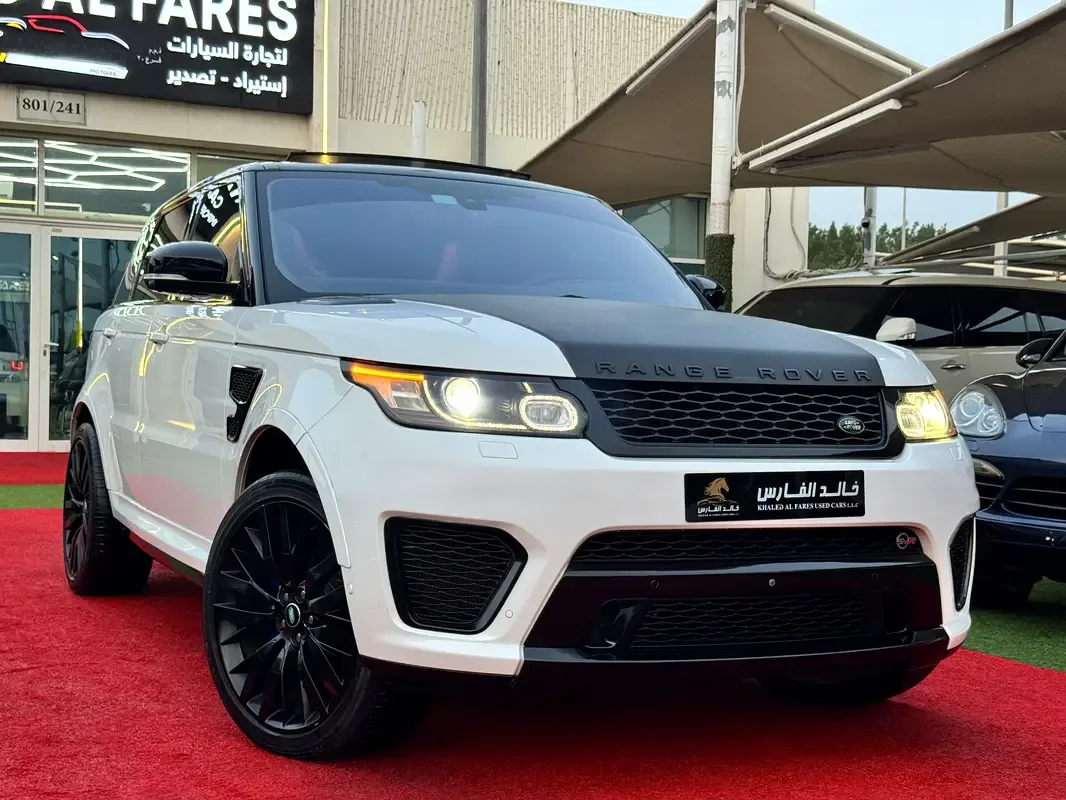 Land Rover Range Rover Sport 5.0 V8 Supercharged AT AWD (550 حصان) - 2