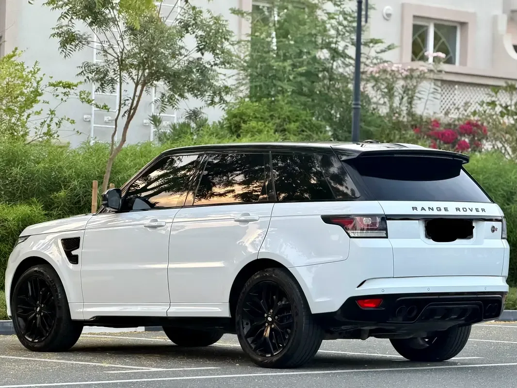 Land Rover Range Rover Sport 5.0 V8 Supercharged AT AWD (550 حصان) - 7