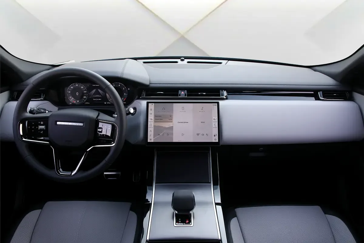 Land Rover Range Rover Velar 2.0 AT 4WD (250 حصان) - 13