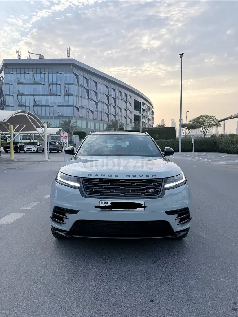Land Rover Range Rover Velar 2.0 AT 4WD (250 حصان) - 2