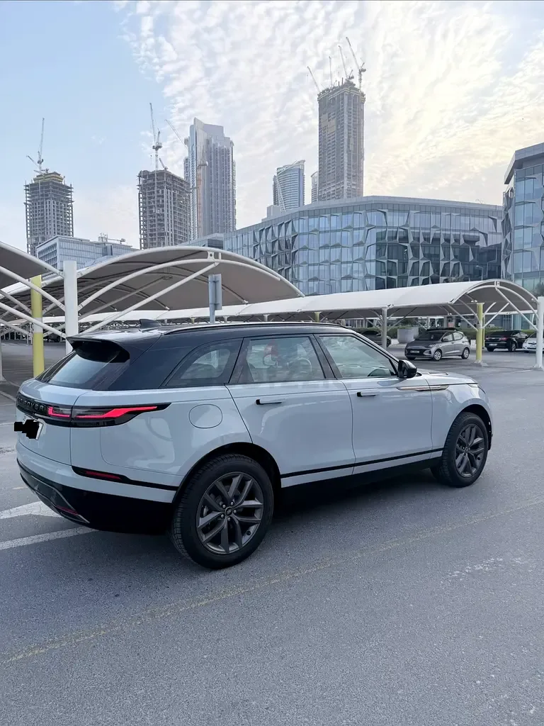 Land Rover Range Rover Velar 2.0 AT 4WD (250 حصان) - 3