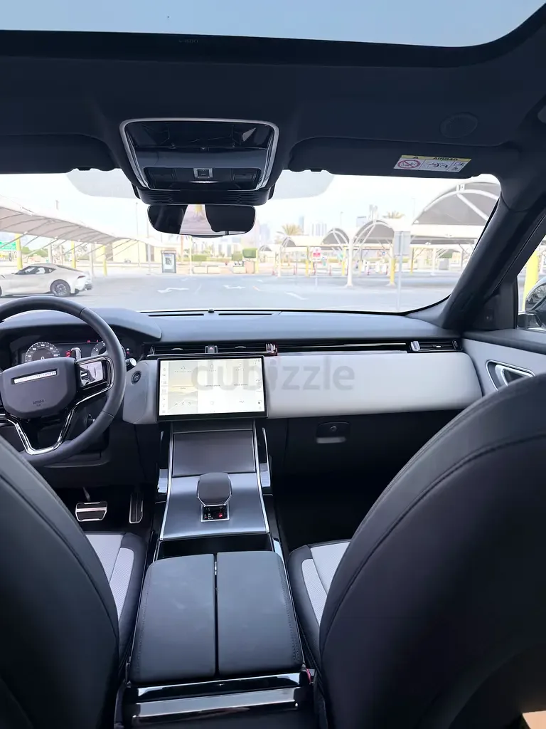 Land Rover Range Rover Velar 2.0 AT 4WD (250 حصان) - 14