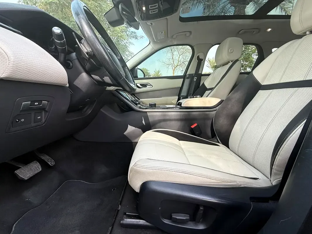 Land Rover Range Rover Velar 2.0 AT AWD (204 hp) - 12
