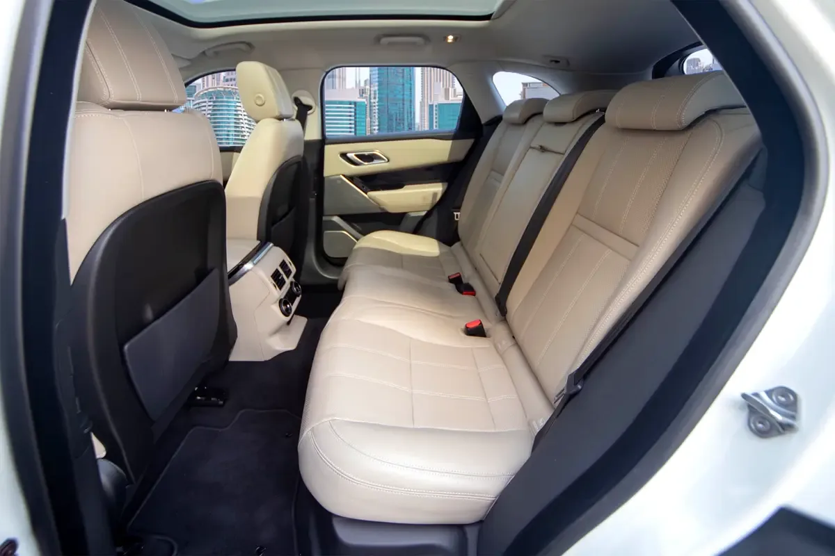 Land Rover Range Rover Velar 2.0 AT AWD (249 حصان) - 9