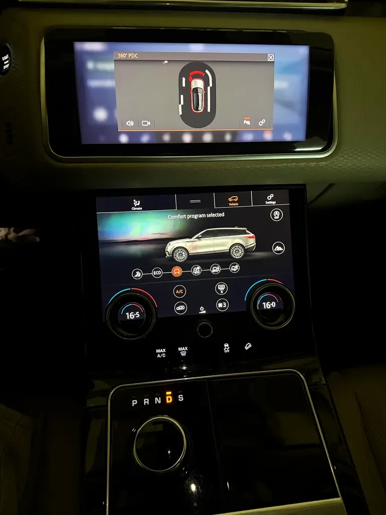 Land Rover Range Rover Velar 2.0 AT AWD (249 hp) - 12