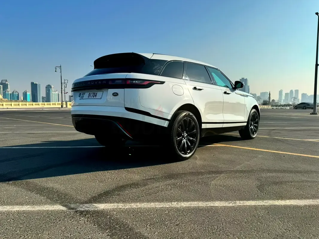 Land Rover Range Rover Velar 2.0 AT AWD (249 حصان) - 4