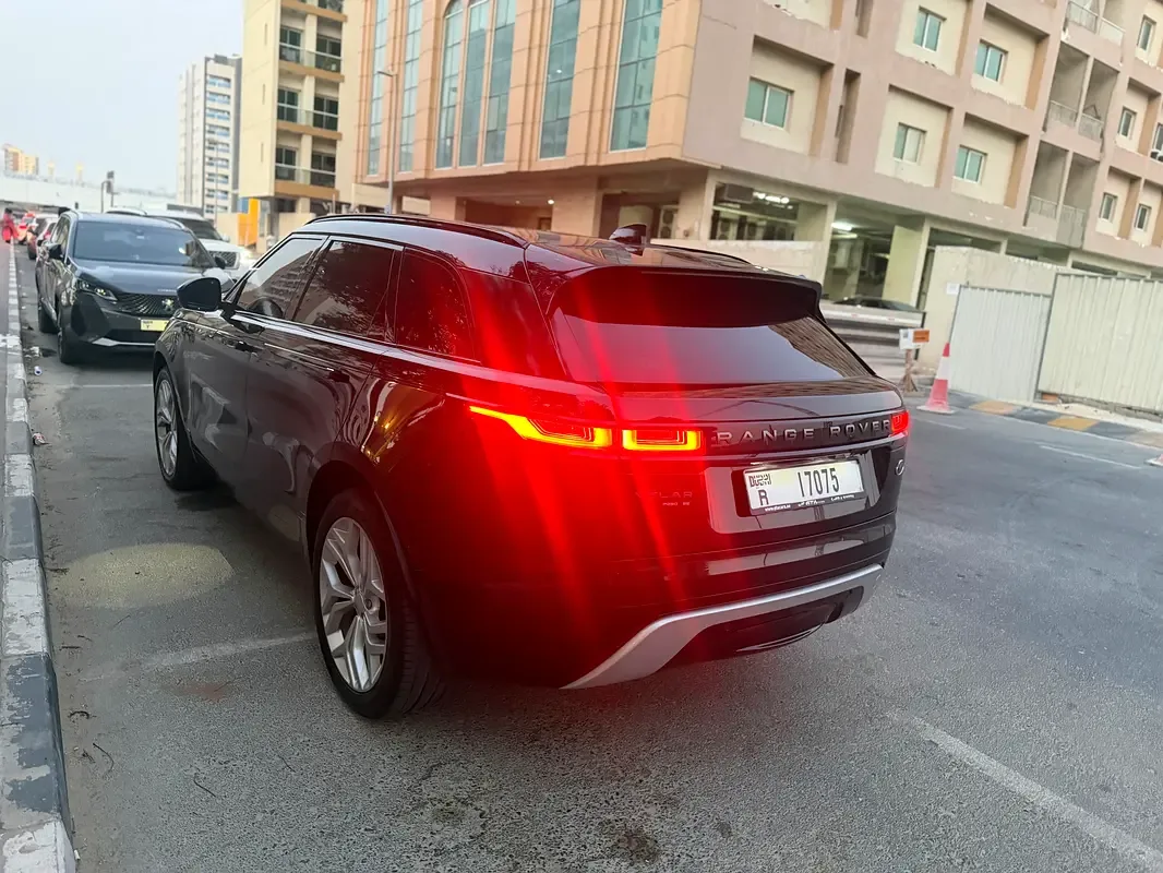 Land Rover Range Rover Velar 2.0 AT AWD (249 hp) - 7