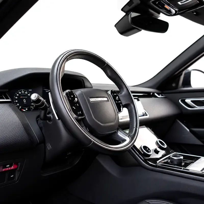 Land Rover Range Rover Velar 2.0 AT AWD (249 حصان) - 9
