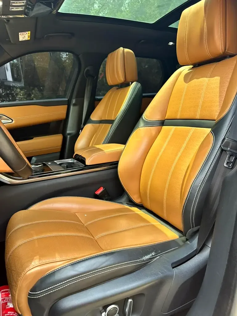 Land Rover Range Rover Velar 2.0 AT AWD (300 hp) - 11