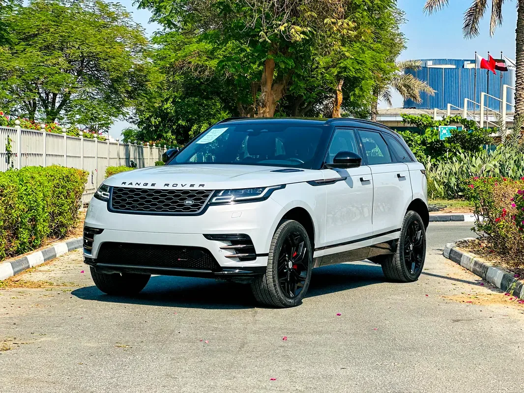 Land Rover Range Rover Velar 2.0 AT AWD (300 حصان) - 2
