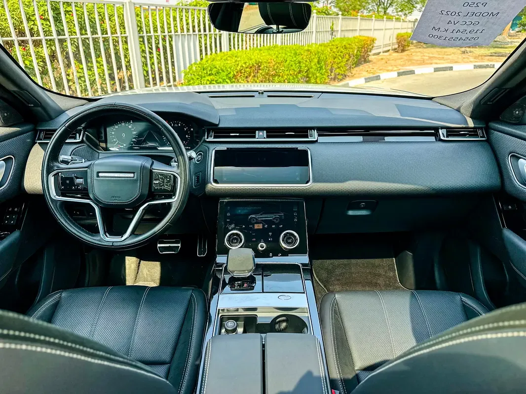 Land Rover Range Rover Velar 2.0 AT AWD (300 حصان) - 7