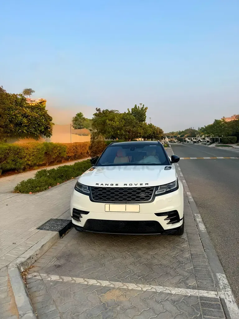 Land Rover Range Rover Velar 2.0 T AT AWD (250 hp)
