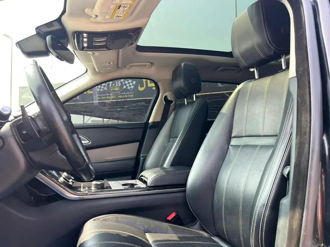 Land Rover Range Rover Velar 2.0 T AT AWD (250 hp) - 4