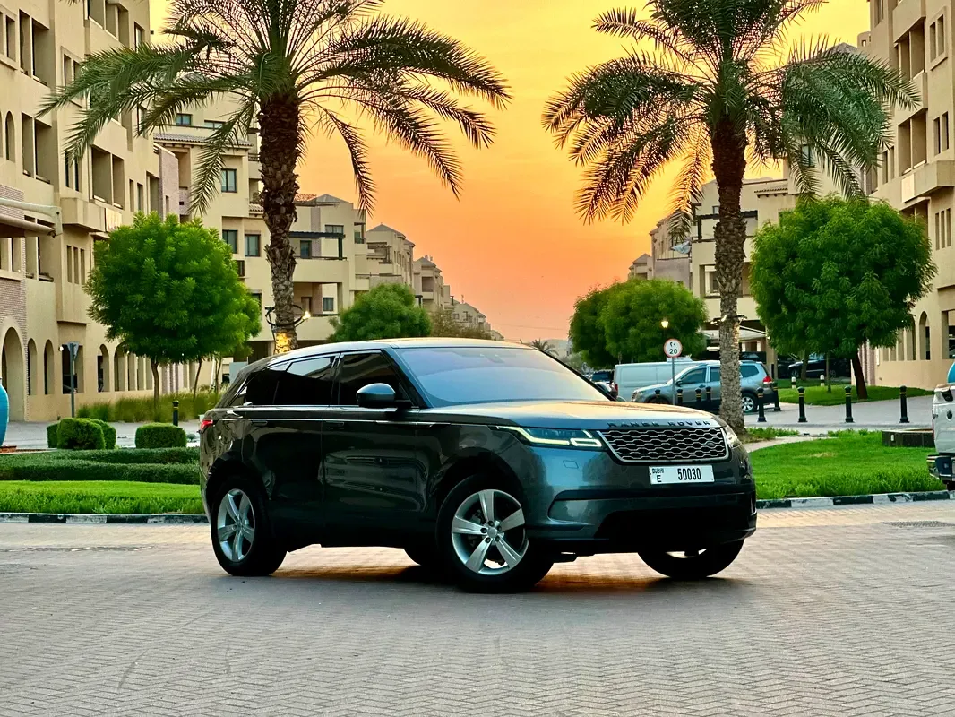 Land Rover Range Rover Velar 2.0 T AT AWD (250 حصان) - 3
