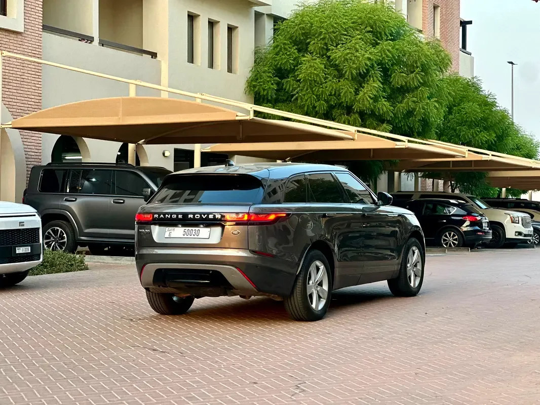 Land Rover Range Rover Velar 2.0 T AT AWD (250 حصان) - 5