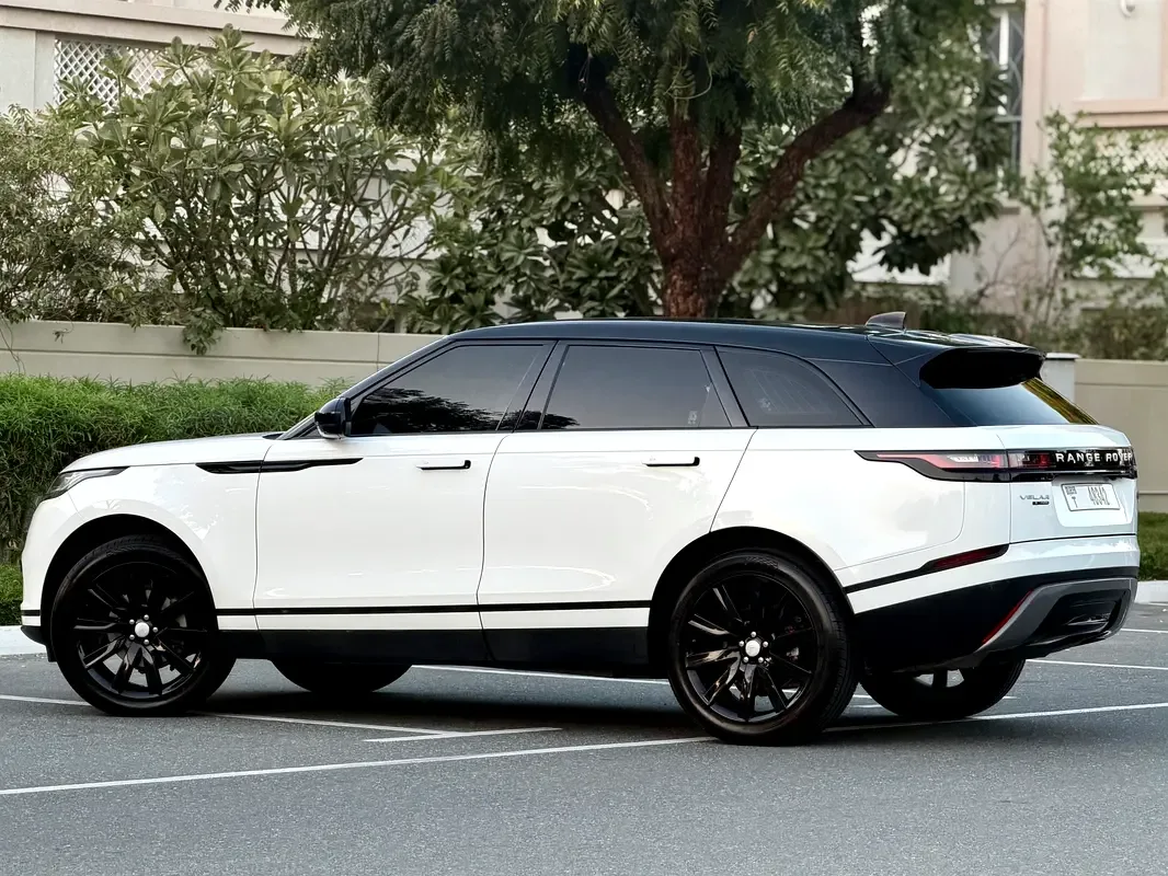 Land Rover Range Rover Velar 2.0 T AT AWD (250 حصان) - 10