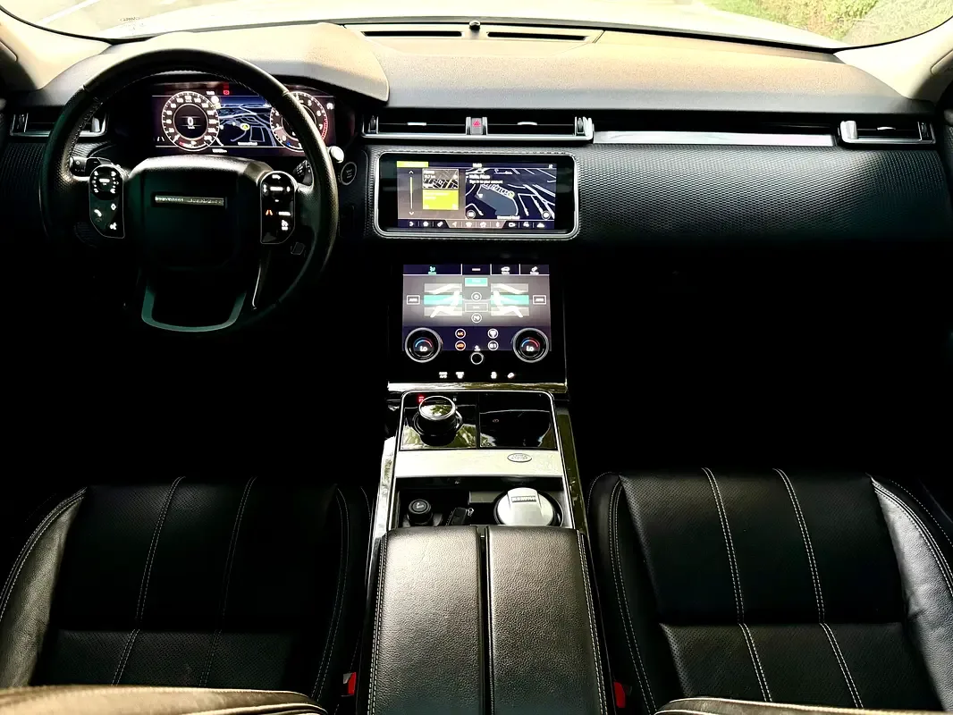 Land Rover Range Rover Velar 2.0 T AT AWD (250 حصان) - 14