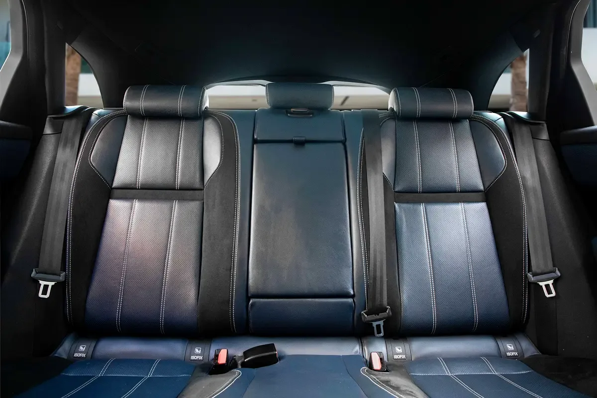 Land Rover Range Rover Velar 2.0 T AT AWD (250 hp) - 12