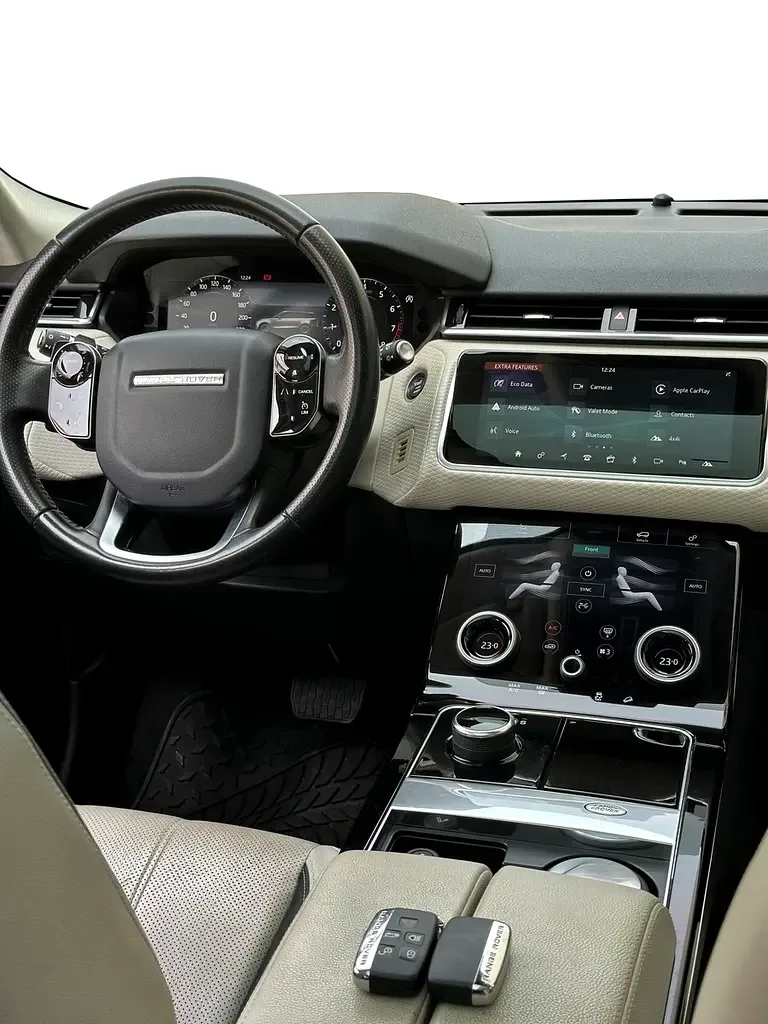 Land Rover Range Rover Velar 2.0 T AT AWD (250 hp) - 15
