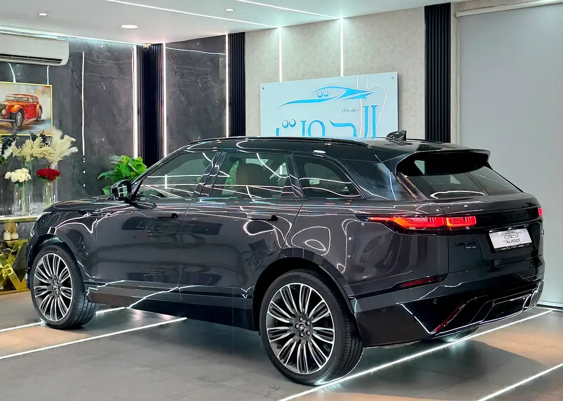 Land Rover Range Rover Velar 3.0 AT AWD (400 hp)