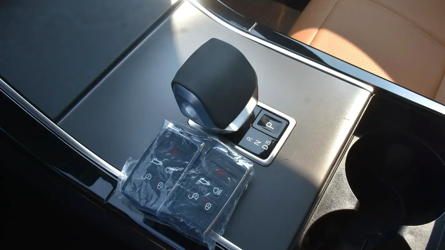 Land Rover Range Rover Velar 3.0 AT AWD (400 hp) - 7