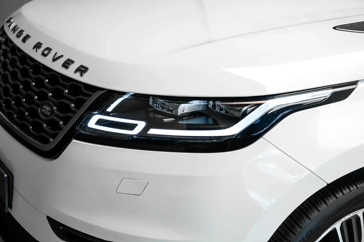 Land Rover Range Rover Velar 3.0 V6 AT AWD (340 حصان) - 6