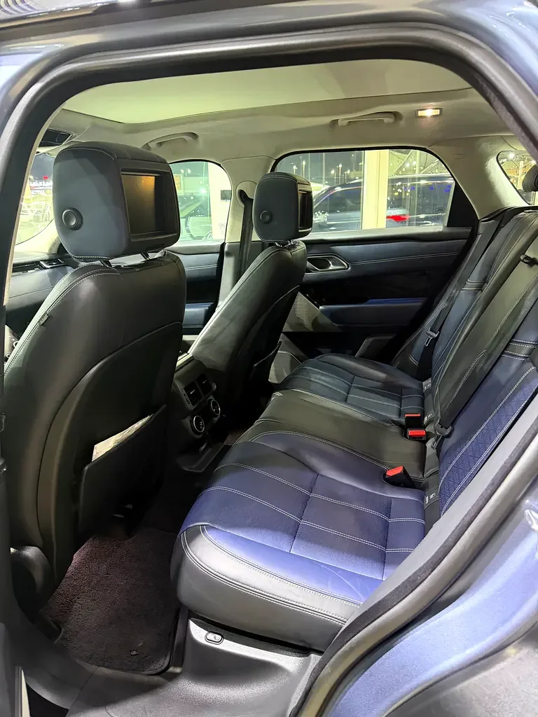 Land Rover Range Rover Velar 3.0 V6 AT AWD (380 hp) - 11
