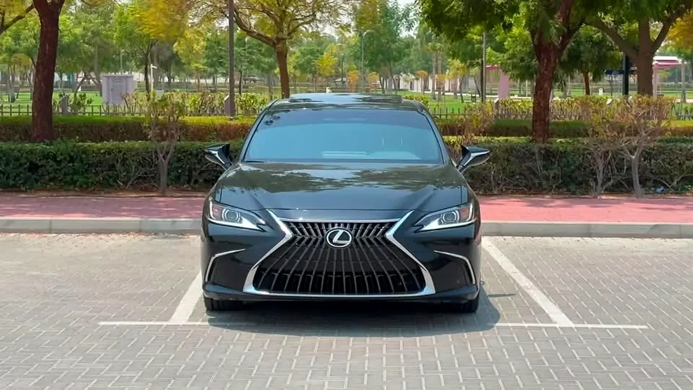 Lexus ES 2.5 CVT (218 hp) - 2