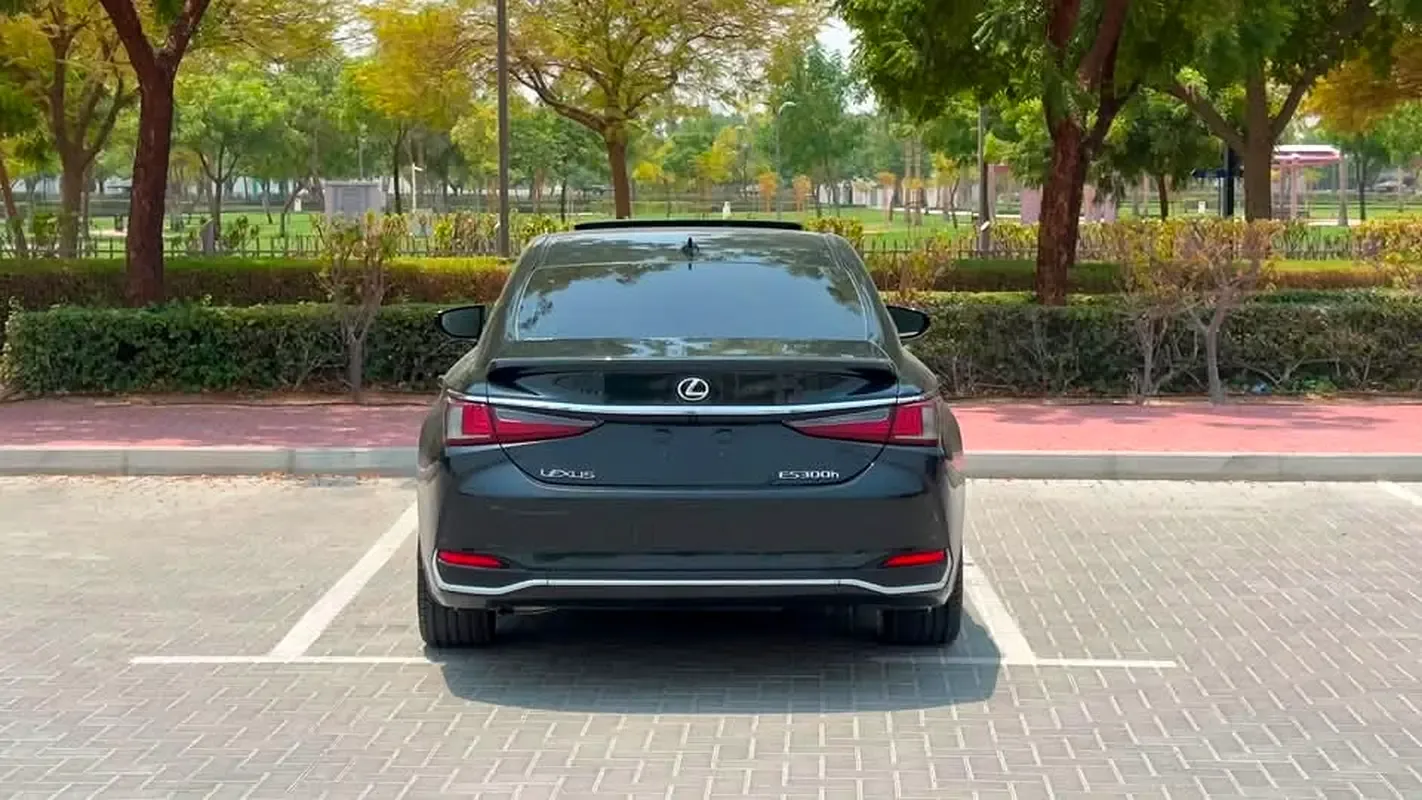 Lexus ES 2.5 CVT (218 hp)