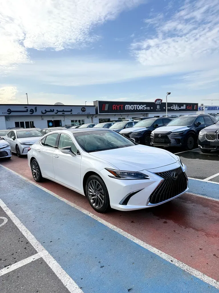 Lexus ES 2.5 CVT (218 hp) - 2