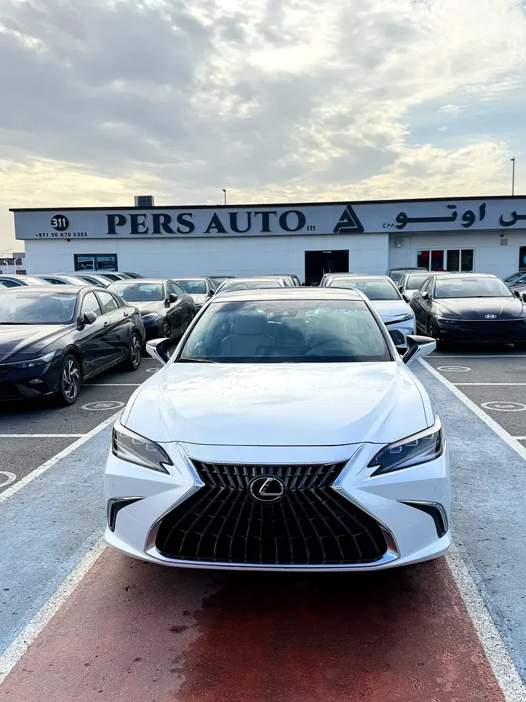 Lexus ES 2.5 CVT (218 hp) - 3