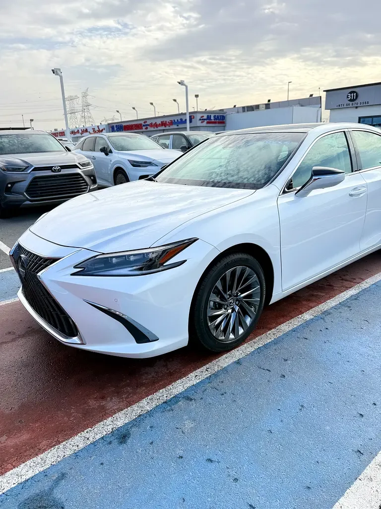 Lexus ES 2.5 CVT (218 hp) - 4