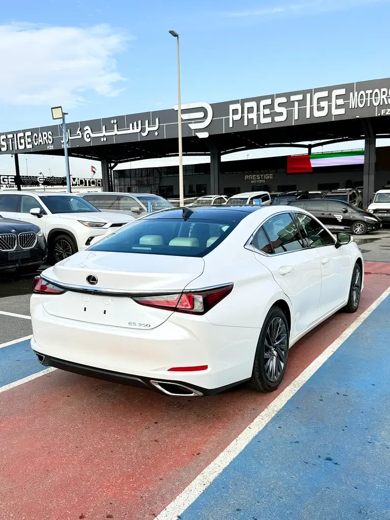 Lexus ES 2.5 CVT (218 hp) - 15