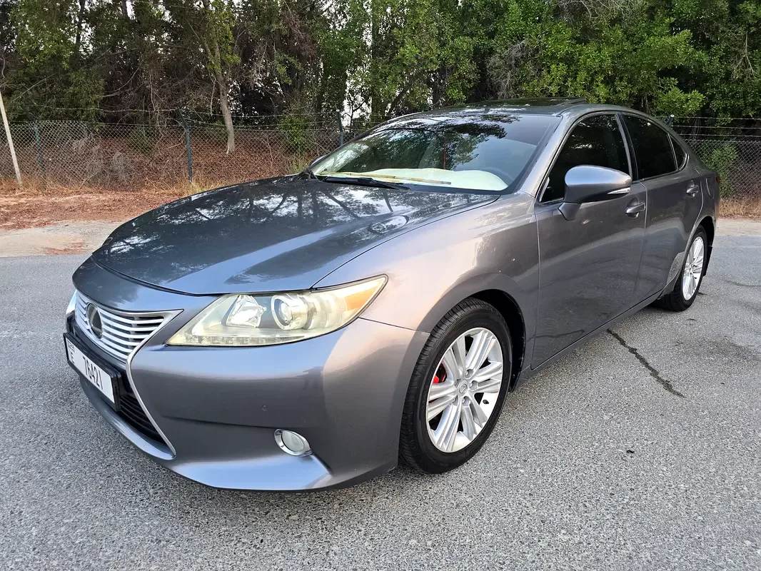 Lexus ES 250 AT (184 hp)