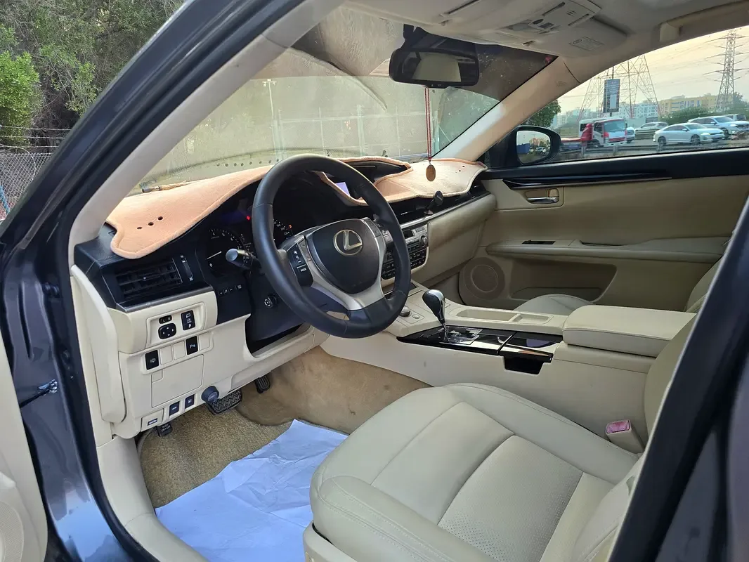 Lexus ES 250 AT (184 hp) - 9