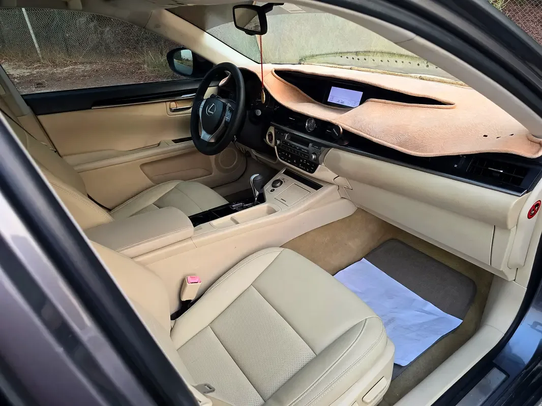 Lexus ES 250 AT (184 hp) - 10