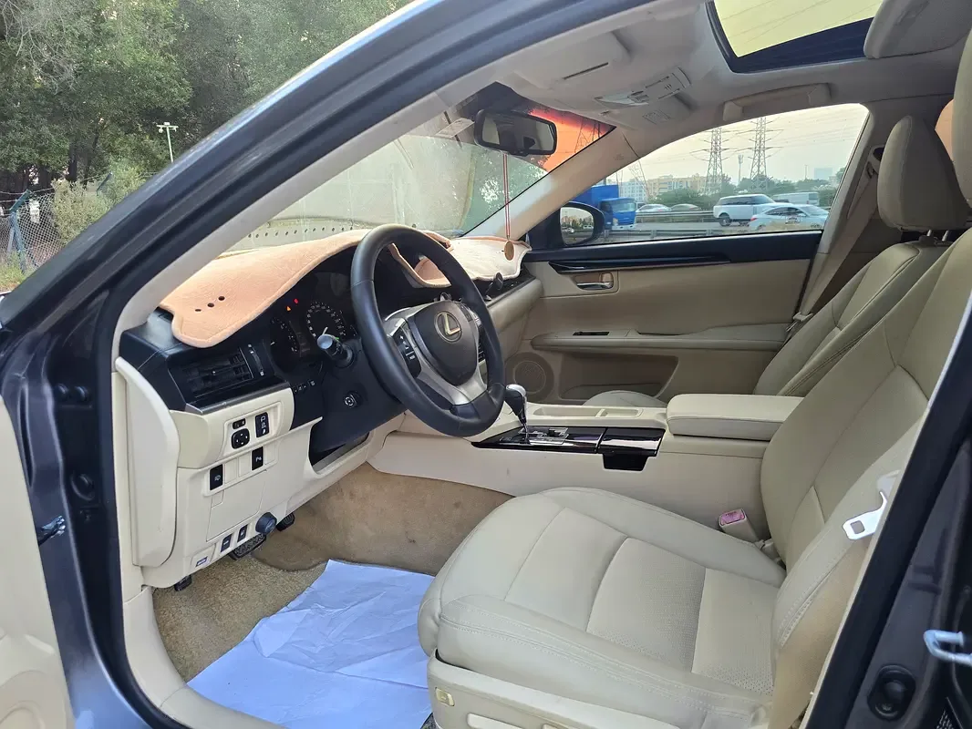Lexus ES 250 AT (184 hp) - 8