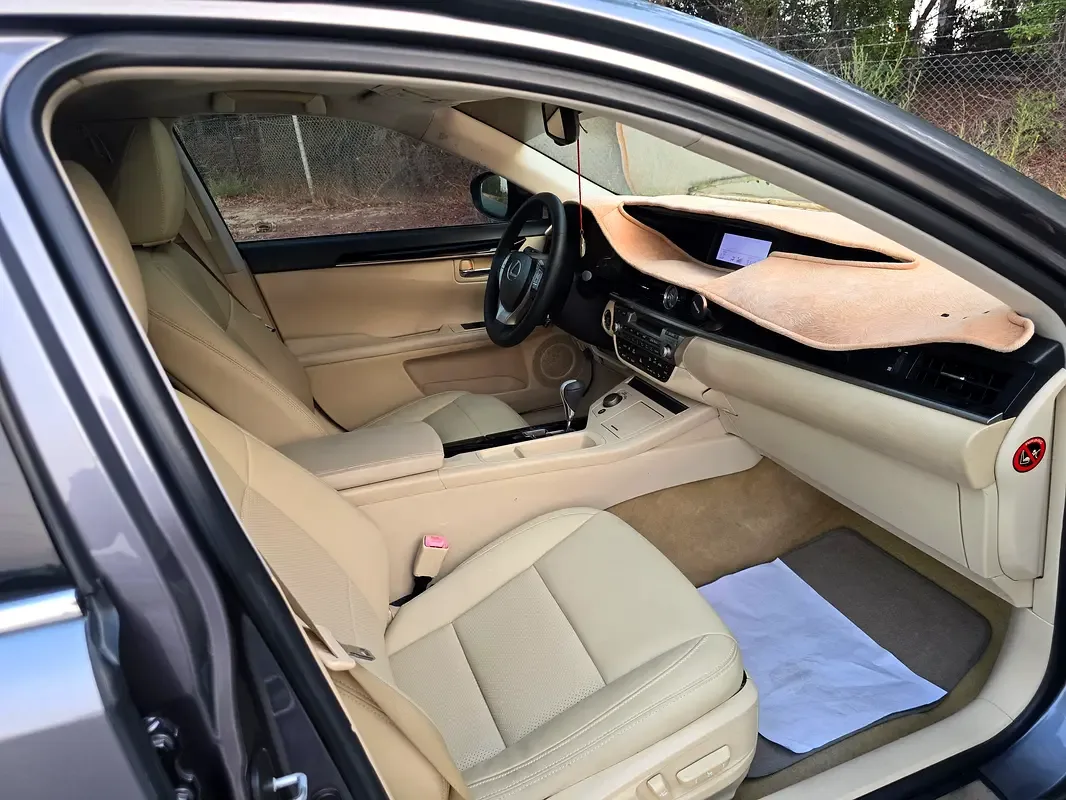 Lexus ES 250 AT (184 hp) - 11