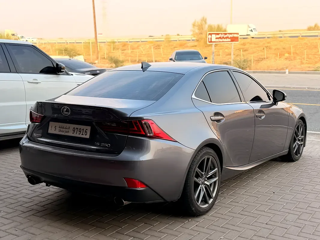 Lexus ES 250 AT (184 hp) - 3