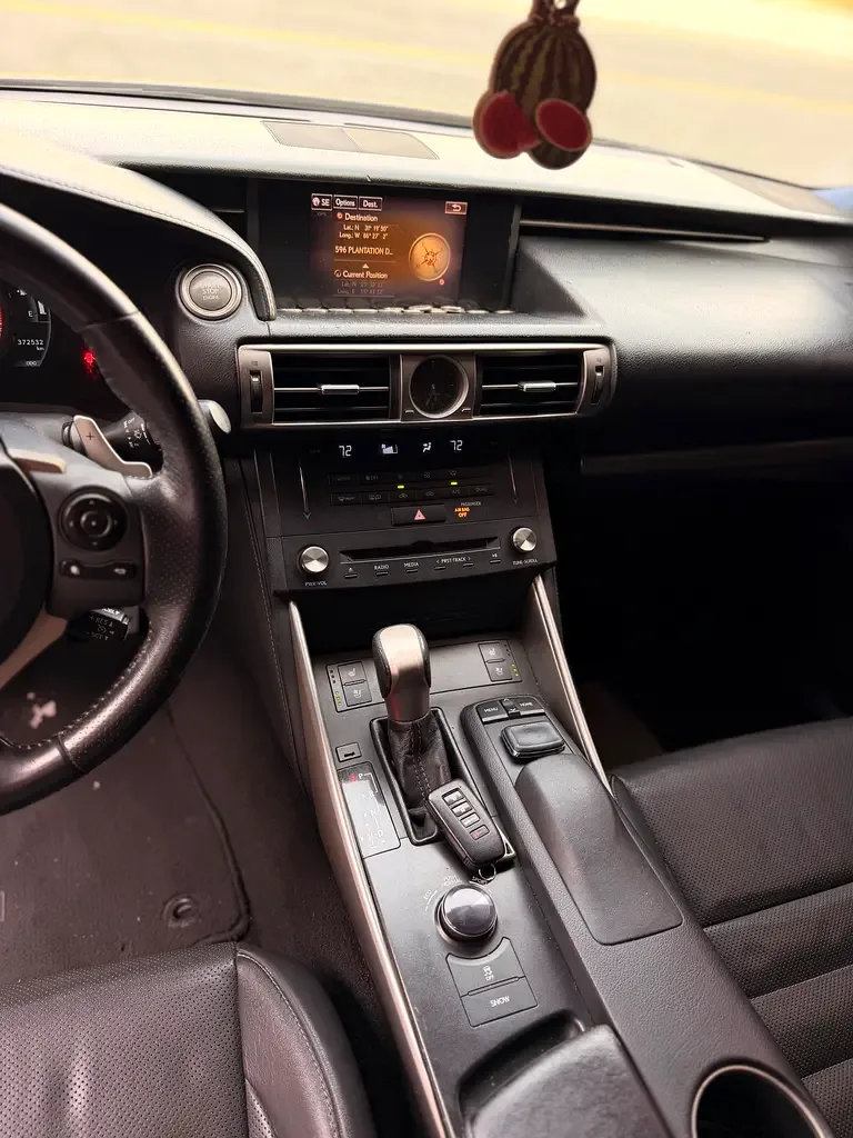 Lexus ES 250 AT (184 hp) - 8