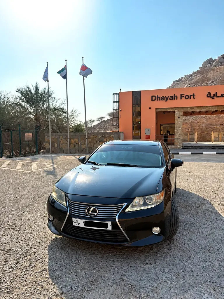 Lexus ES 250 AT (184 hp)