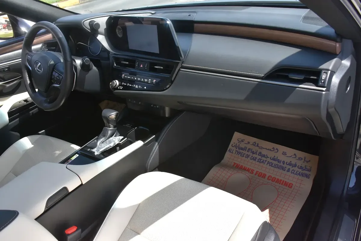Lexus ES 3.5 AT (249 hp) - 11