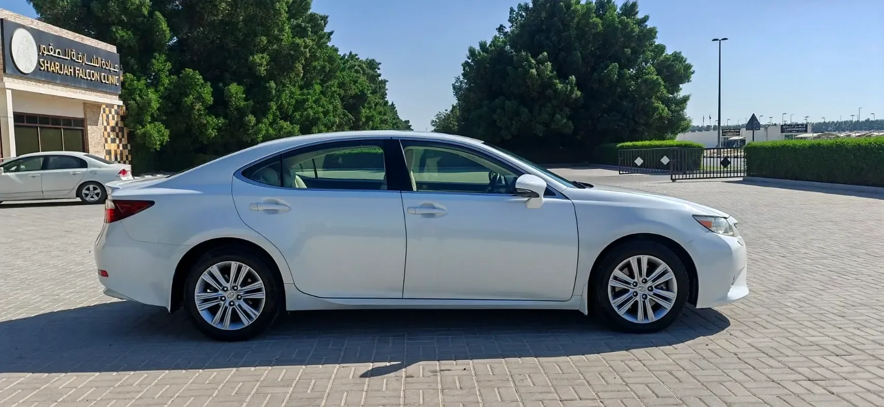 Lexus ES 350 AT (249 hp) - 8