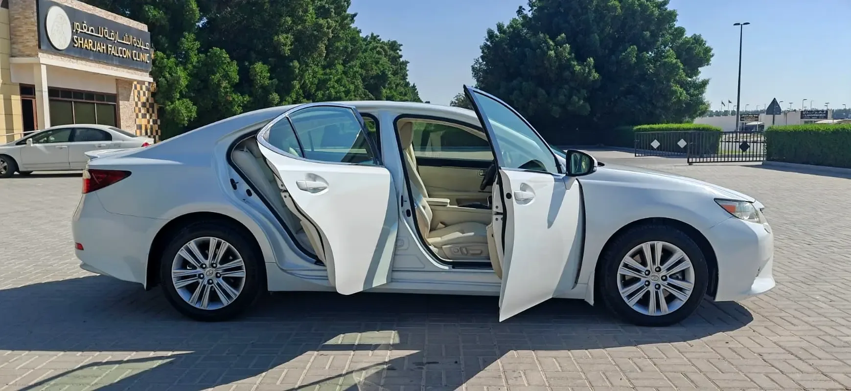 Lexus ES 350 AT (249 hp) - 15