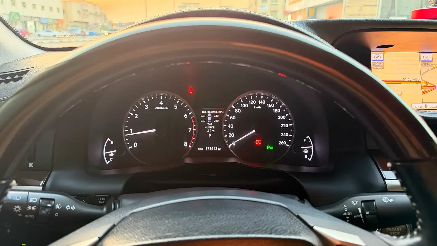 Lexus ES 350 AT (249 حصان) - 6