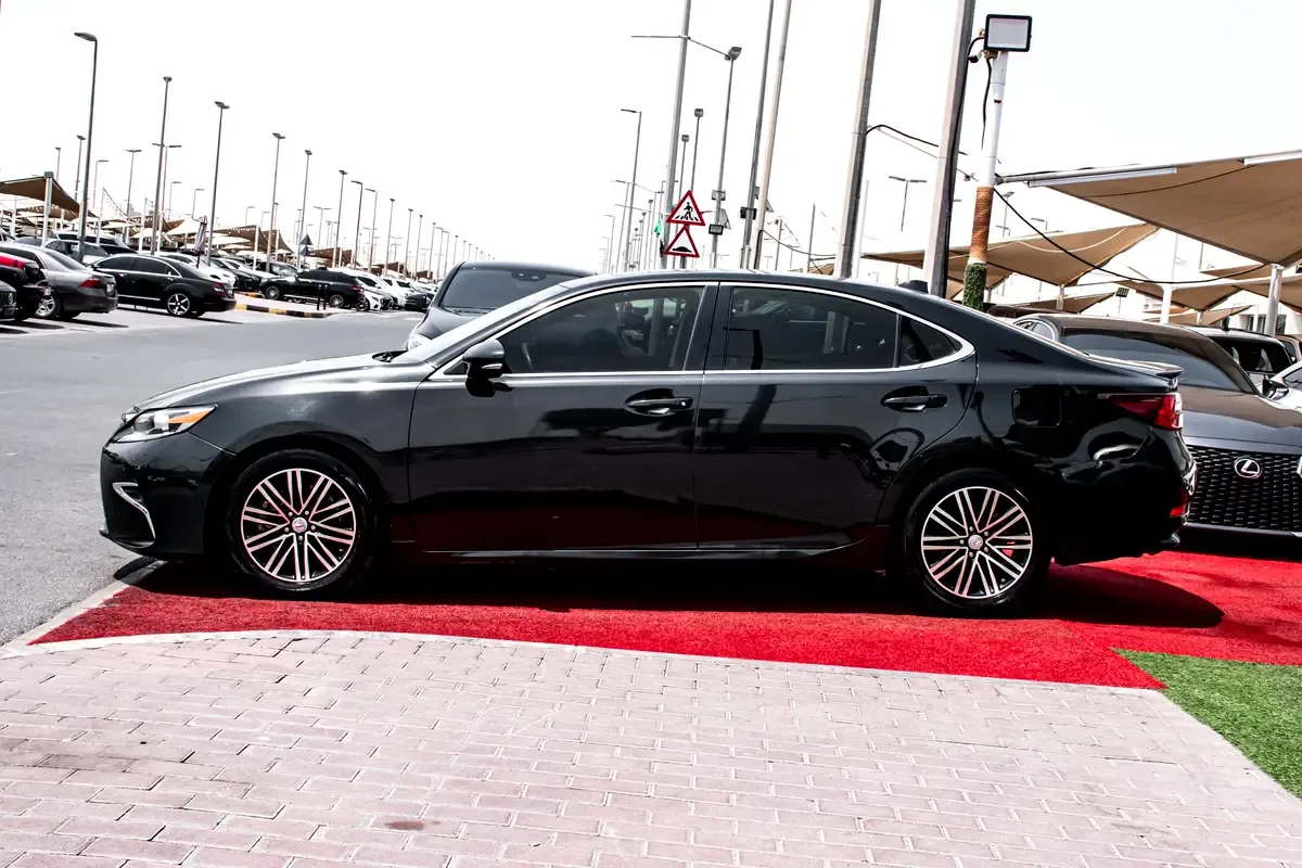 Lexus ES 350 AT (249 حصان) - 4