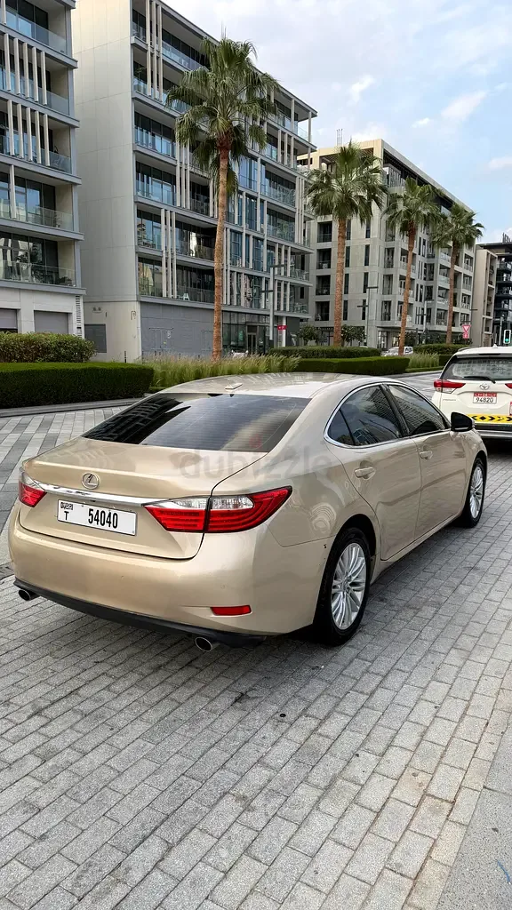 Lexus ES 350 AT (249 حصان) - 3
